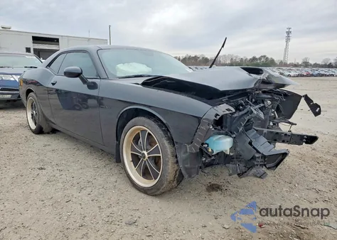 2021 Dodge Challenger R/T z USA, uszkodzony, nr VIN 2C3CDZBT0MH591157